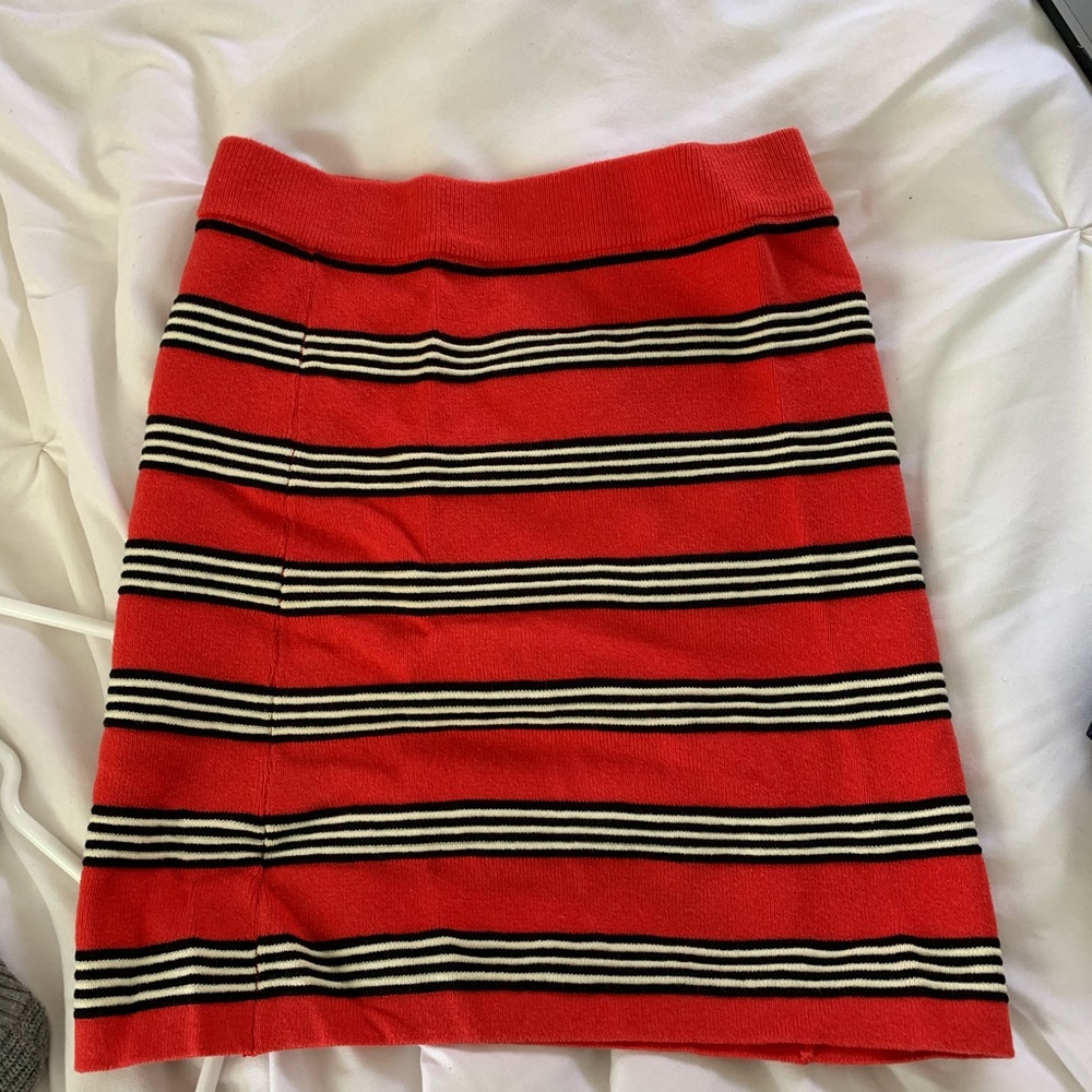 red pencil skirt forever 21